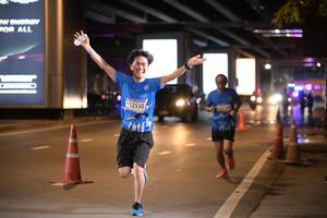 BIB: 12530
                            <button type="button" onclick="openModal(18733358)" class="btn btn-primary btn-sm float-right btn-popup" data-toggle="modal" data-target=".modal-high-quality">
                        <i class="fas fa-shopping-cart"></i> Add to Cart
                    </button>
                                            <button type="button" onclick="isThisMe(18733358, true)" class="btn btn-success btn-sm float-right btn-popup btn-isme hidden" data-toggle="tooltip" data-placement="bottom" title="นี่คือรูปของคุณใช่ไหม คลิกที่นี่เพื่อเอาเข้าอัลบั้ม">
                        <i class="fas fa-plus"></i> Add to album
                    </button>
                    <button type="button" onclick="isThisMe(18733358, false)" class="btn btn-warning btn-sm float-right btn-popup btn-isnotme hidden">
                        <i class="fas fa-ban"></i> Remove from album
                    </button>